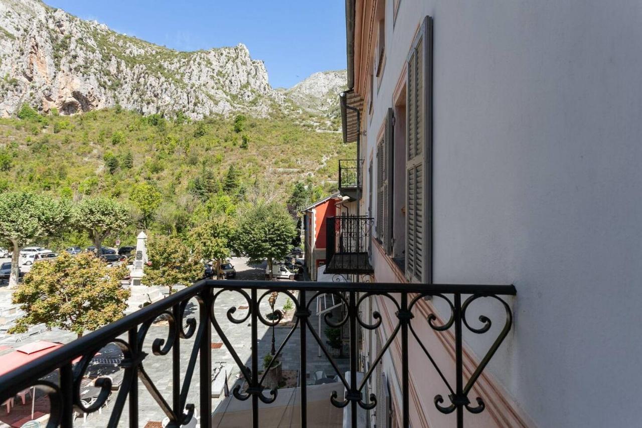 Sunny 1-Bed Apartment In Lovely Mountain Village La Brigue Eksteriør bilde