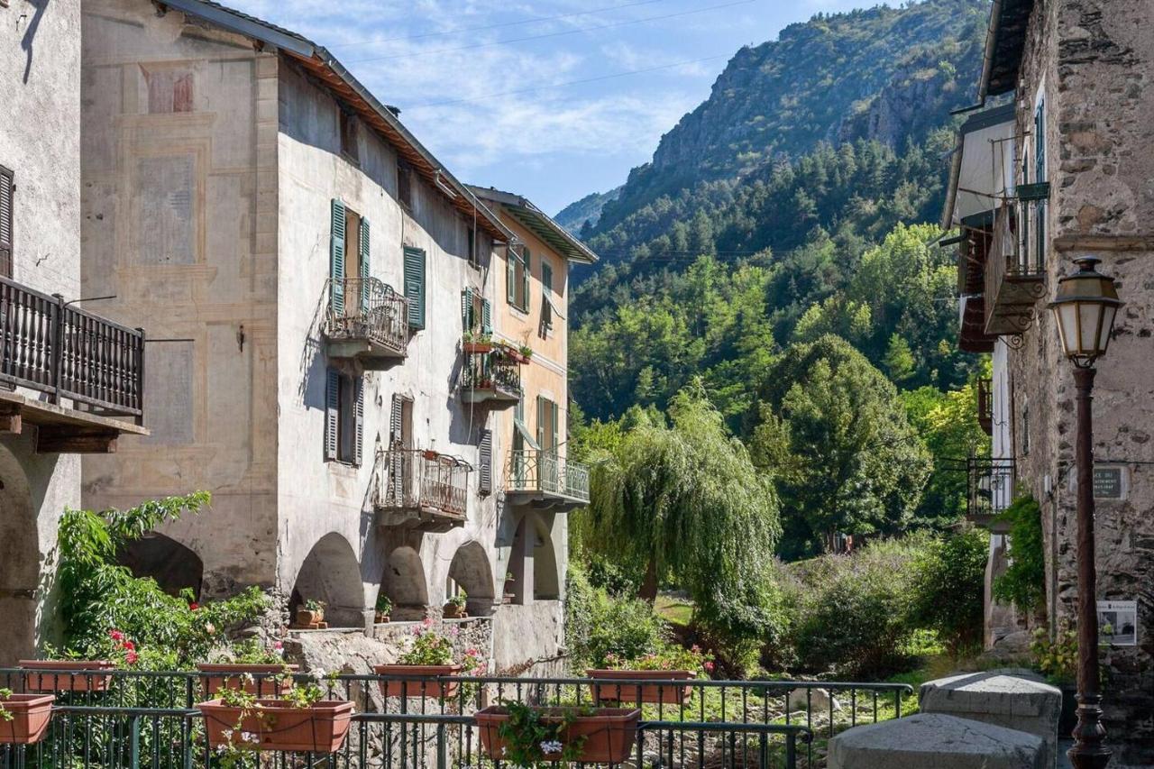 Sunny 1-Bed Apartment In Lovely Mountain Village La Brigue Eksteriør bilde